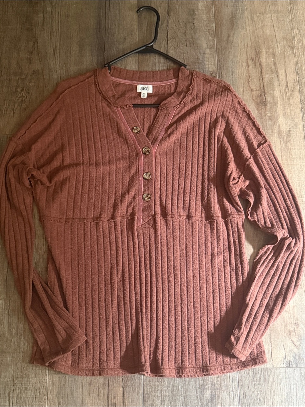 Bke Ribbed Henley Top - Rust